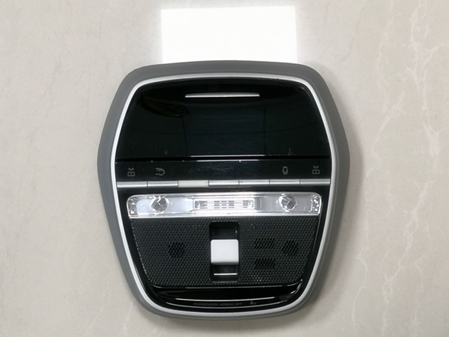 汽車(chē)中控臺(tái)2